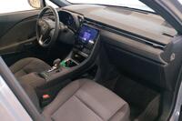 Lexus LBX vaihtoauto