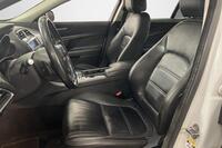 Jaguar XE vaihtoauto