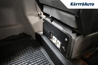 Volkswagen Caravelle vaihtoauto