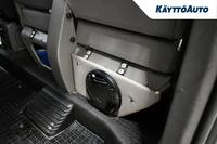 Volkswagen Caravelle vaihtoauto