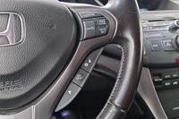 Honda Accord vaihtoauto