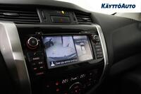 Nissan Navara vaihtoauto