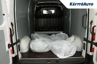 Nissan NV400 vaihtoauto