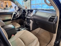 Toyota Land Cruiser vaihtoauto