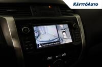 Nissan Navara vaihtoauto