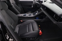 Porsche Taycan vaihtoauto