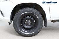 Toyota Hilux vaihtoauto