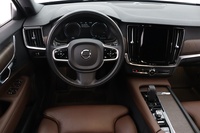 Volvo V90 Cross Country vaihtoauto