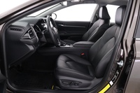 Toyota Camry vaihtoauto