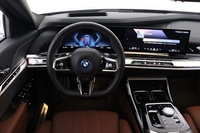 BMW i7 vaihtoauto