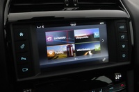 Jaguar F-PACE vaihtoauto