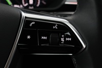 Audi Q8 e-tron vaihtoauto