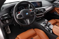 BMW M5 vaihtoauto