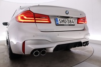 BMW M5 vaihtoauto