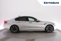 BMW M5 vaihtoauto