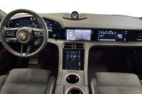Porsche Taycan vaihtoauto