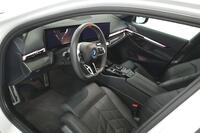 BMW i5 M60 vaihtoauto