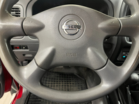 Nissan King vaihtoauto