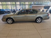 Nissan Maxima vaihtoauto