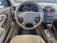 Nissan Maxima vaihtoauto