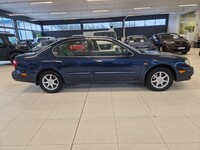 Nissan Maxima vaihtoauto