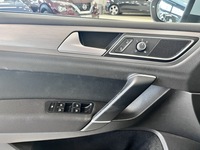 Volkswagen Golf Sportsvan vaihtoauto