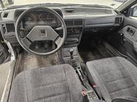 Mazda 323 vaihtoauto