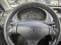 Peugeot 206 vaihtoauto