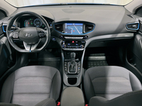 Hyundai IONIQ hybrid vaihtoauto