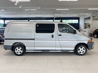 Toyota Hiace vaihtoauto