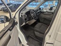 Volkswagen Caravelle vaihtoauto