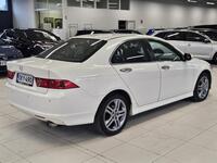 Honda Accord vaihtoauto