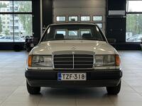 Mercedes-Benz 200 vaihtoauto