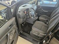 Ford C-MAX vaihtoauto