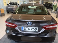Toyota Camry vaihtoauto