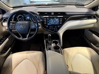 Toyota Camry vaihtoauto