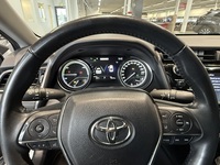 Toyota Camry vaihtoauto