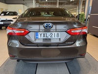 Toyota Camry vaihtoauto