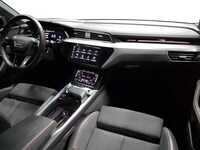 Audi Q8 e-tron vaihtoauto