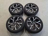 Toyota C-HR vaihtoauto