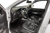 Nissan Navara vaihtoauto