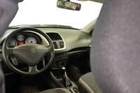 Peugeot 206 + vaihtoauto