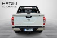 Nissan Navara vaihtoauto