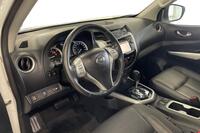 Nissan Navara vaihtoauto