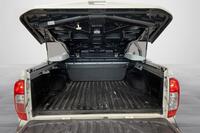 Nissan Navara vaihtoauto
