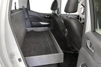 Nissan Navara vaihtoauto