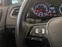 Volkswagen Golf Sportsvan vaihtoauto