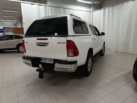 Toyota Hilux vaihtoauto
