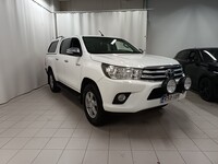 Toyota Hilux vaihtoauto