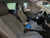 SEAT Leon Sportstourer vaihtoauto